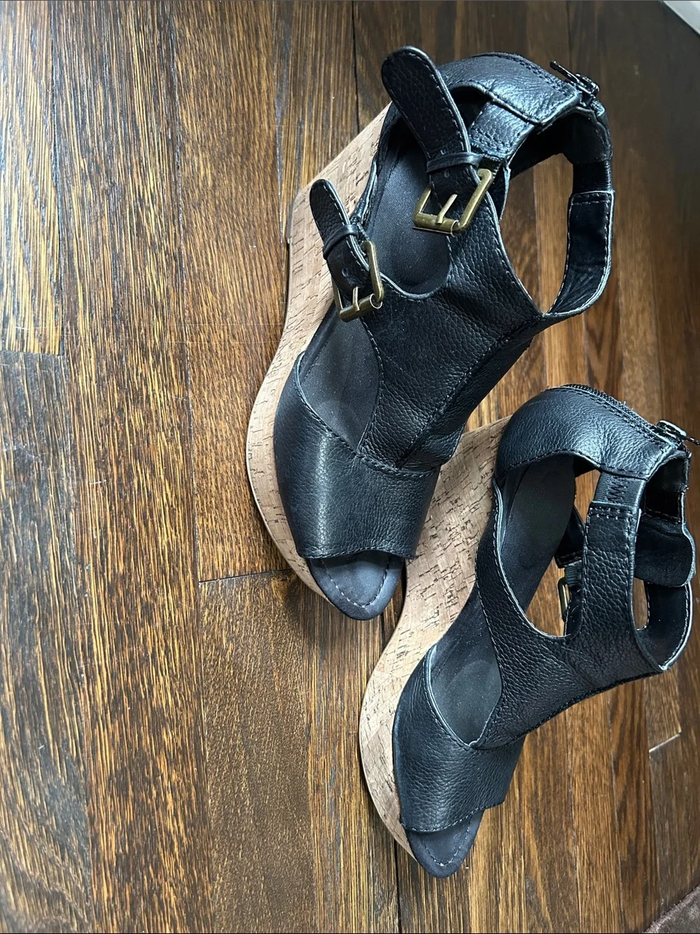 Women's Nine West Black Leather Open-Toe Wedge Sandals